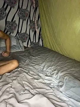 Snapshot of Romax2 chatting on 1, 3, 2025 Romax2 online show from 1, 3, 2025