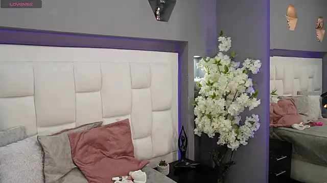 CuteAri online show from 30, 9, 2025