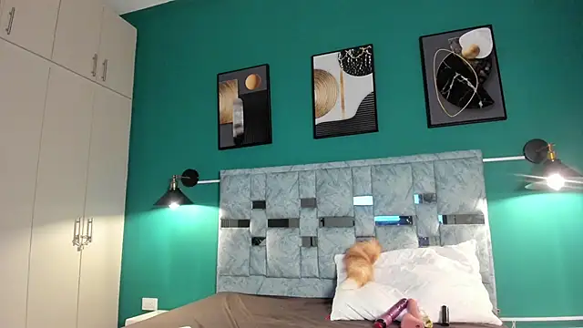 MAVIE IVANOVA online show from 2, 2, 2026