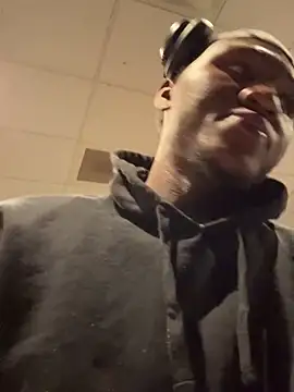 Festivitiesking1 online show from 19, 12, 2025