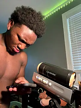 Festivitiesking1 online show from 13, 1, 2026