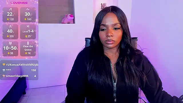 IvyBliss8 online show from 4, 3, 2025