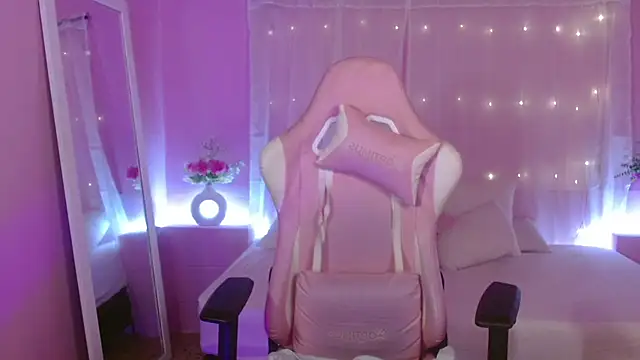 IvyBliss8 online show from 12, 5, 2026