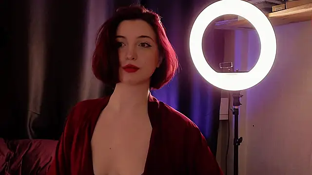 LisaVamp online show from 14, 11, 2025