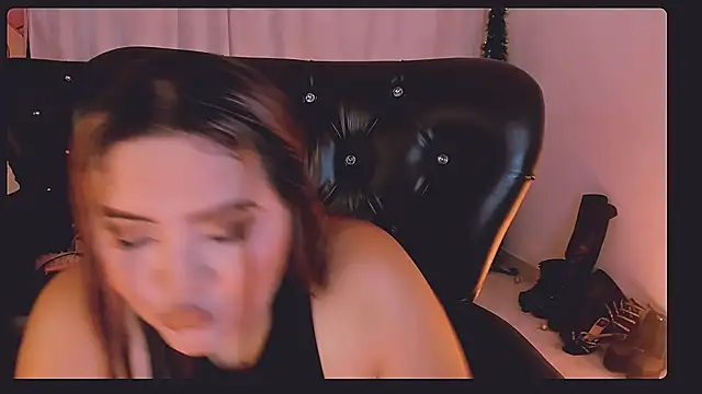 Snapshot of Agatha_humidity chatting on 23, 3, 2025 Agatha humidity online show from 23, 3, 2025