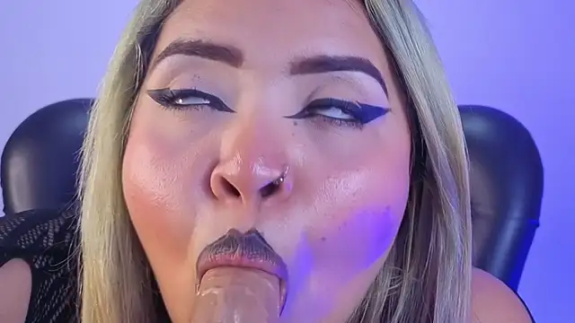 Snapshot of Agatha_humidity chatting on 18, 9, 2025 Agatha humidity online show from 18, 9, 2025