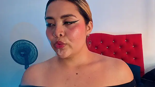 Snapshot of Agatha_humidity chatting on 18, 6, 2026 Agatha humidity online show from 18, 6, 2026
