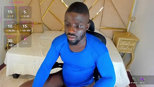 Snapshot of Latrellx7 chatting on 30, 10, 2025 Latrellx7 online show from 30, 10, 2025