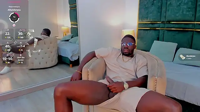 Snapshot of Latrellx7 chatting on 15, 2, 2025 Latrellx7 online show from 15, 2, 2025