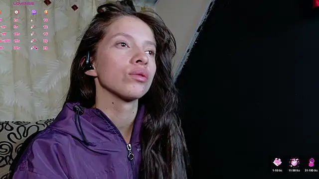 Snapshot of sweetdam12 chatting on 22, 11, 2025 sweetdam12 online show from 22, 11, 2025