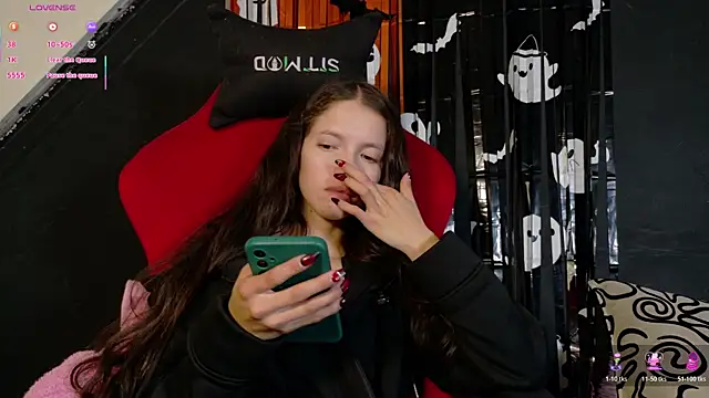 Snapshot of sweetdam12 chatting on 21, 10, 2025 sweetdam12 online show from 21, 10, 2025