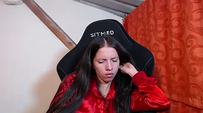 Snapshot of sweetdam12 chatting on 7, 3, 2025 sweetdam12 online show from 7, 3, 2025