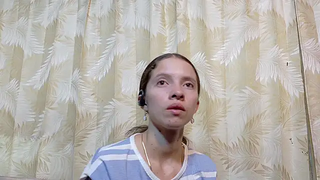 Snapshot of sweetdam12 chatting on 10, 9, 2025 sweetdam12 online show from 10, 9, 2025