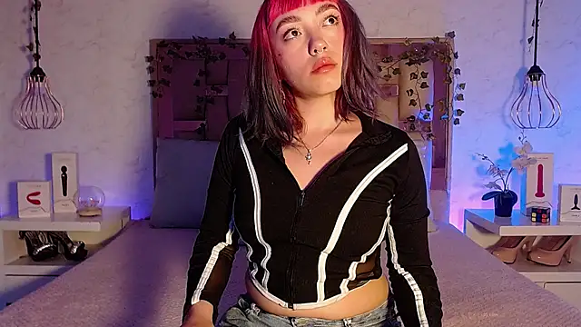 GigiVolkova online show from 11, 10, 2025