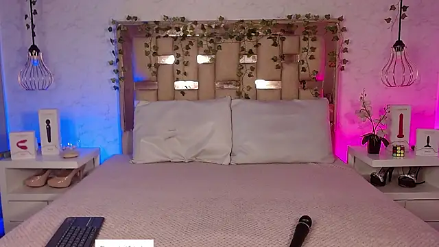 GigiVolkova online show from 22, 12, 2025