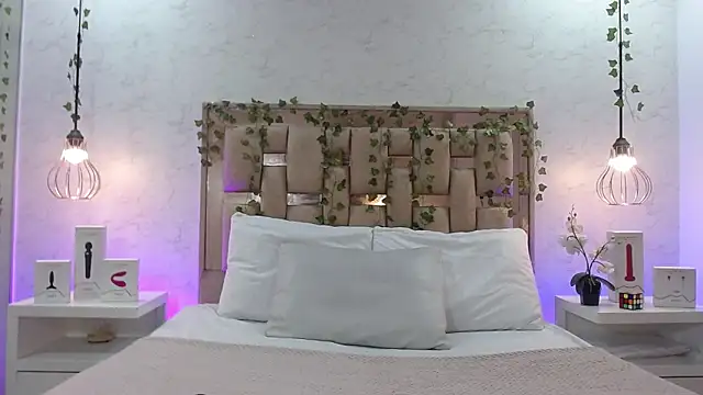 GigiVolkova online show from 12, 9, 2025