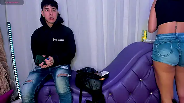 Yourslust  online show from 10, 11, 2025