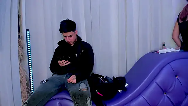 Snapshot of Yourslust_ chatting on 15, 12, 2025 Yourslust online show from 15, 12, 2025