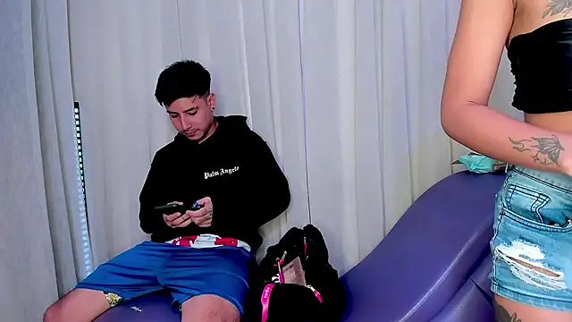 Snapshot of Yourslust_ chatting on 5, 1, 2026 Yourslust online show from 5, 1, 2026