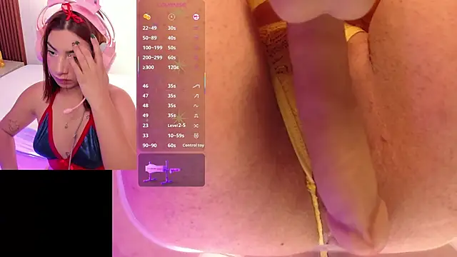 CamilaVegas  online show from 9, 10, 2025