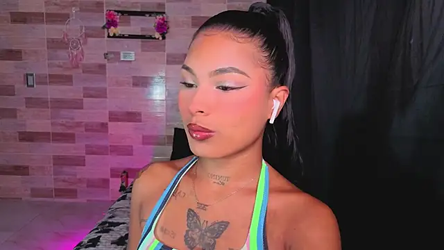 Dolcee zoe online show from 5, 4, 2026