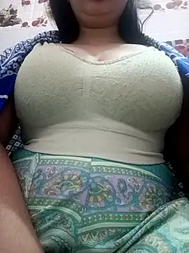 cute-mahek online show from 23, 11, 2025