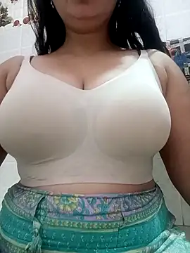 cute-mahek online show from 8, 11, 2025