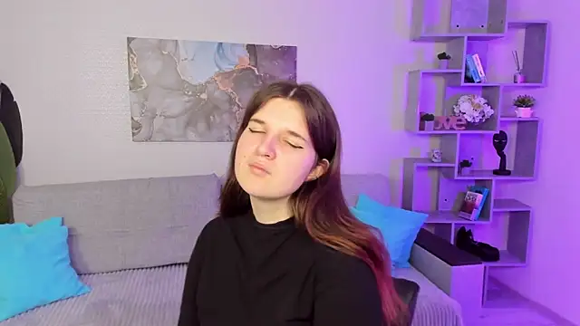 BonneyLove online show from 14, 9, 2025