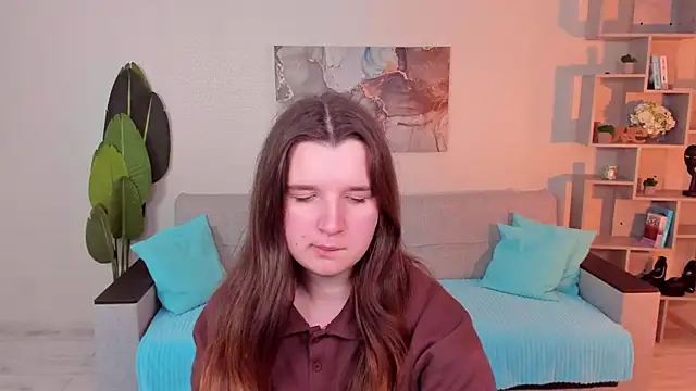 BonneyLove online show from 4, 12, 2025