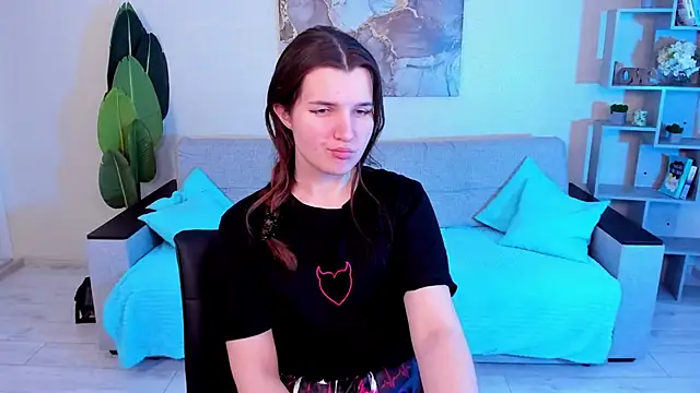 BonneyLove online show from 2, 3, 2025