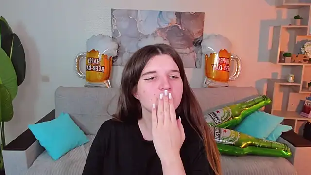 BonneyLove online show from 5, 10, 2025