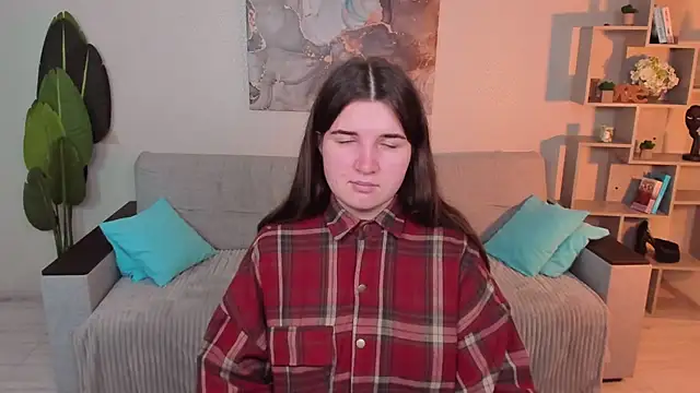 BonneyLove online show from 8, 10, 2025