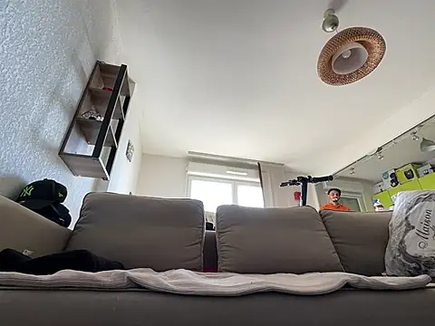 Rebeu313 online show from 19, 3, 2025