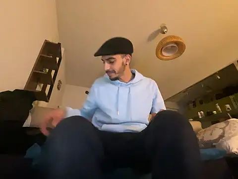 Rebeu313 online show from 11, 2, 2025