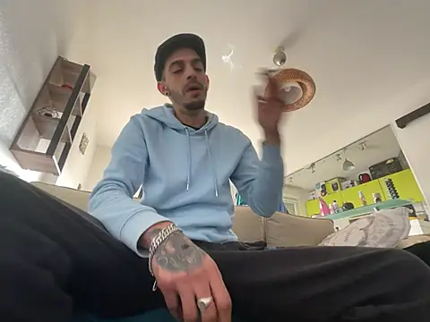 Rebeu313 online show from 11, 2, 2025