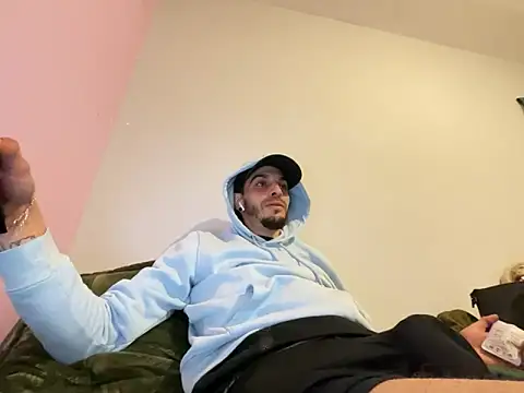 Rebeu313 online show from 6, 3, 2026