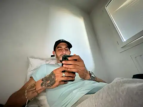 Rebeu313 online show from 10, 11, 2025