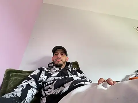 Rebeu313 online show from 11, 3, 2026