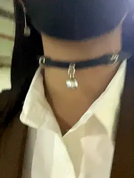 AwakeSubtitle online show from 4, 10, 2025