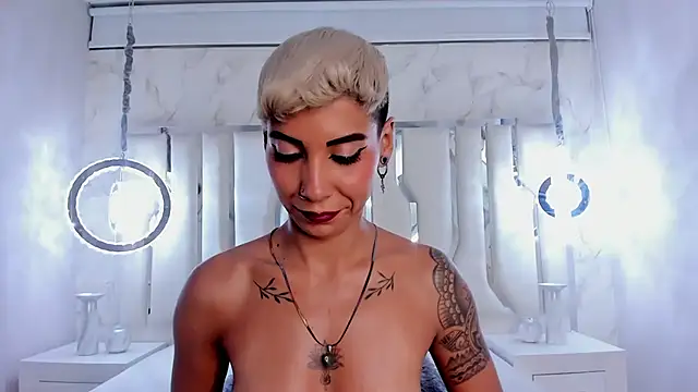 MiaMorgan  online show from 28, 2, 2025