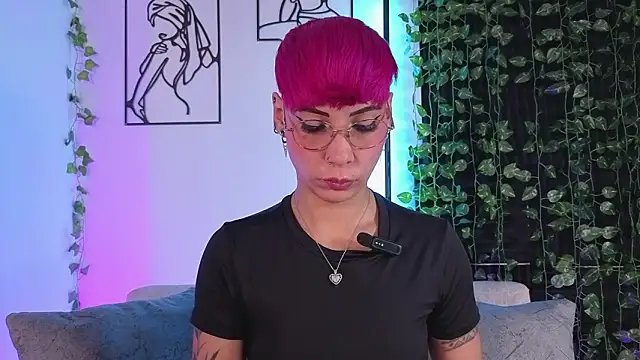 Snapshot of MiaMorgan_ chatting on 13, 2, 2026 MiaMorgan online show from 13, 2, 2026