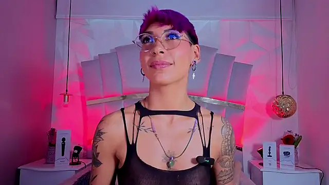 MiaMorgan  online show from 15, 9, 2025