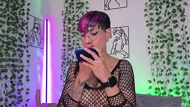 Snapshot of MiaMorgan_ chatting on 9, 6, 2026 MiaMorgan online show from 9, 6, 2026