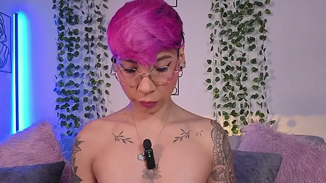 MiaMorgan  online show from 20, 3, 2026