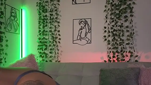 MiaMorgan  online show from 18, 3, 2026