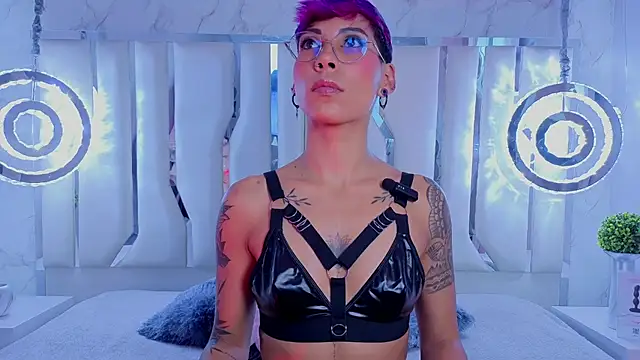 MiaMorgan  online show from 9, 9, 2025