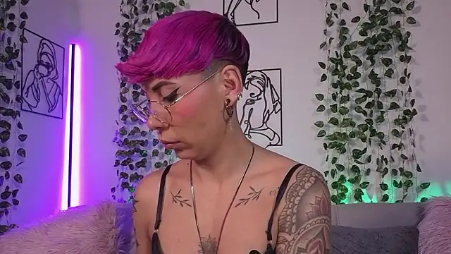 MiaMorgan  online show from 9, 3, 2026