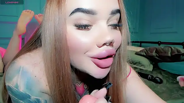 Aira vi online show from 1, 1, 2025