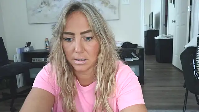 sunshinekisses online show from 21, 9, 2025