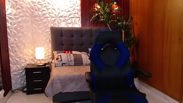 Snapshot of Perla_prg chatting on 14, 3, 2025 Perla prg online show from 14, 3, 2025